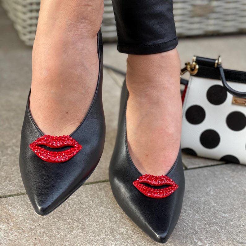 Hot Lips Shoe Clips San Francisco – Rode strass-lippen – Handgemaakte statement accessoire (1 paar) afbeelding 4