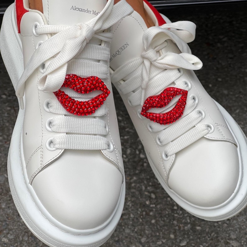 Hot Lips Shoe Clips San Francisco – Rode strass-lippen – Handgemaakte statement accessoire (1 paar) afbeelding 1