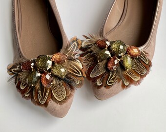 Clip per scarpe con piume London brown (un paio)