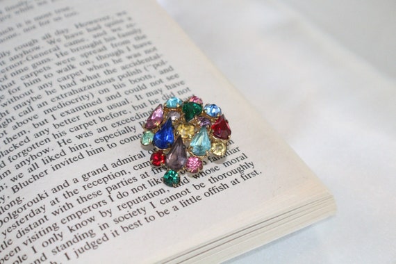 Vintage Jeweled Brooch, Colorful Pin, 1950's Anti… - image 1