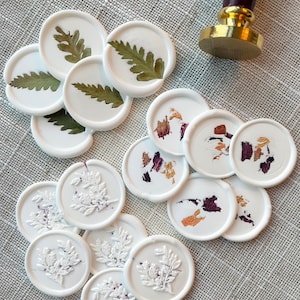 Ensemble de 9 sceaux de cire avec de vraies fleurs séchées | Cire florale | Autocollants de cire | Cachets de cire fleuris | Cachet de cire | Scellés auto-adhésifs