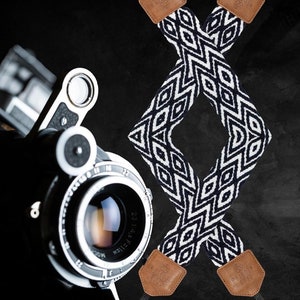 Regalo unico per fotografi: tracolla per macchina fotografica fatta a mano per un amico fotografo. Edizione limitata, cattura scatti memorabili!