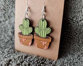 Cactus dangle earrings, Desert, Arizona, Plant, engraved wooden earrings, hand painted, Boho, Hippie earrings, gift for her, gift, UV coated