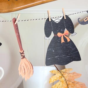 Witches clothes on a clothesline printable craft