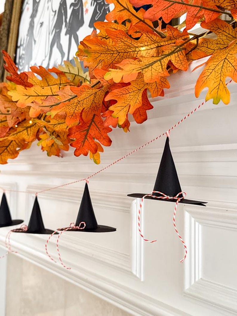 Halloween witch hat garland printable, spooky witch paper craft, witch hat printable for party, DIY witch hat decor, Halloween printable decorations, witch hat art banner, paper Halloween DIY craft, printable Halloween paper hat, mini witch hat template, witchy Halloween DIY