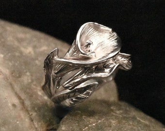 Calla Lily Diamond Engagement Ring - Etsy