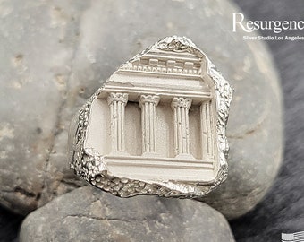 Ancient Greek Temple men&#39;s ring detailed designs of pillars and rustic outer walls