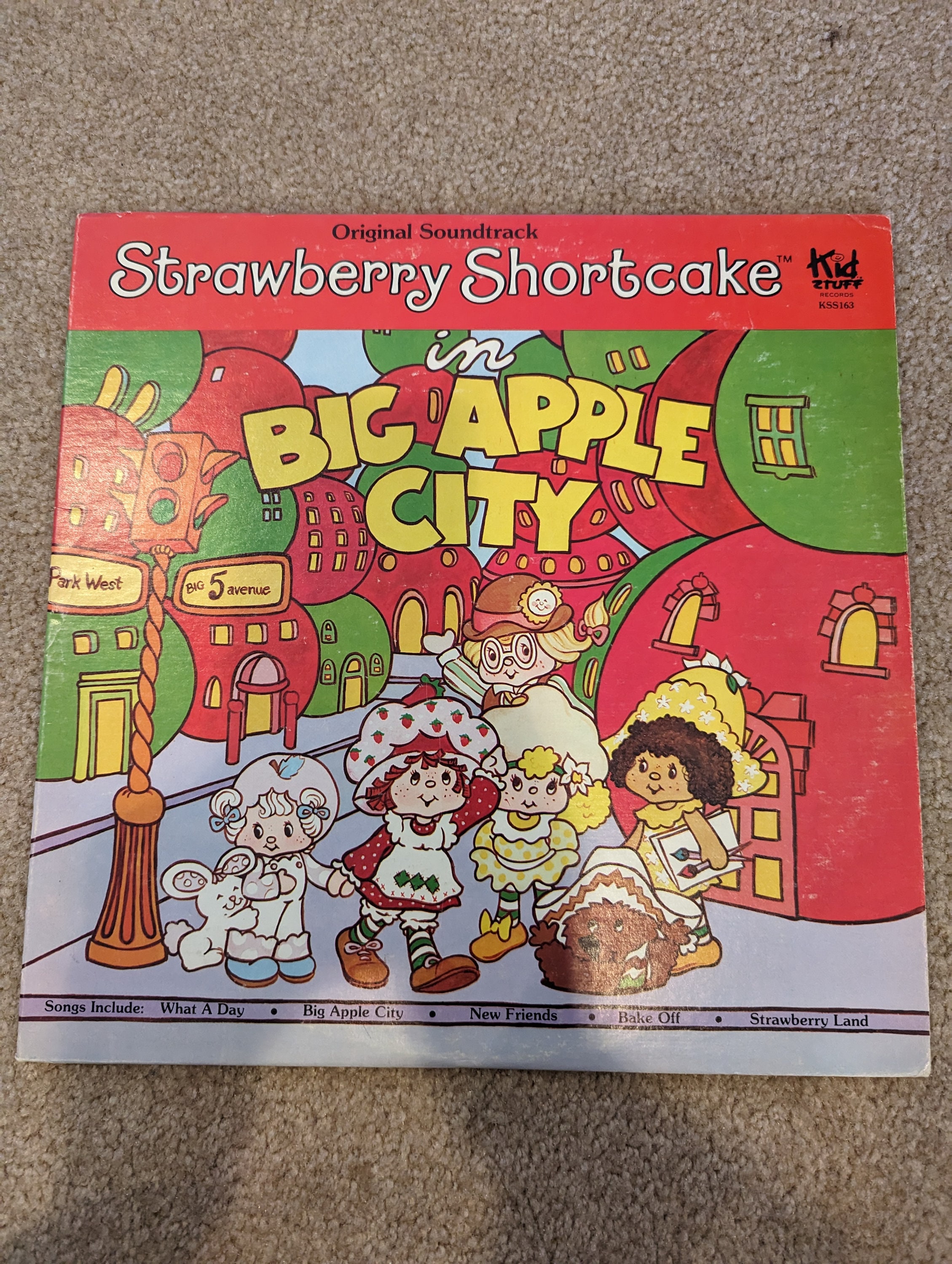 Strawberry Shortcake in Big Apple City Record Vintage - Etsy