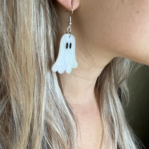 Orecchini Pendenti Fantasma Acrilico Iridescente – Stravaganti Gioielli Halloween Per Donne, Leggeri E Colorati - 3