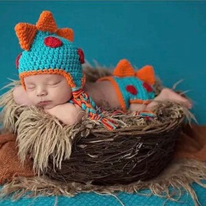 Dinosaur Outfit/Photo prop/Costume Infants, Crochet, Newborn Dinosaur Outfit, baby dinosaur outfit