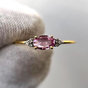 Pink Sapphire Engagement Ring, Oval Cut Sapphire Ring, 14k White Gold Wedding Ring, Pink Sapphire and Diamond Ring, Antique Sapphire Jewelry