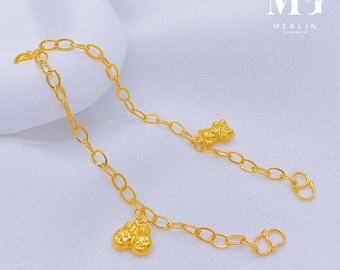 Tobillera ajustable para bebé en oro 916 de 22 quilates con osito, cascabel y zapatitos de conejito (4 GM+) [BA-BR07]