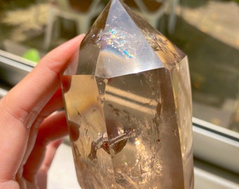 虹色のスモーキークォーツタワー（半分研磨、半分原石） - Etsy 日本