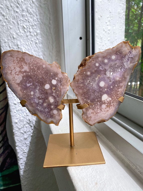 ピンクアメジストフラワーアゲート共生バタフライ蝶々台座付き ピンクアメジストフラワーアゲート共生バタフライ蝶々台座付き
