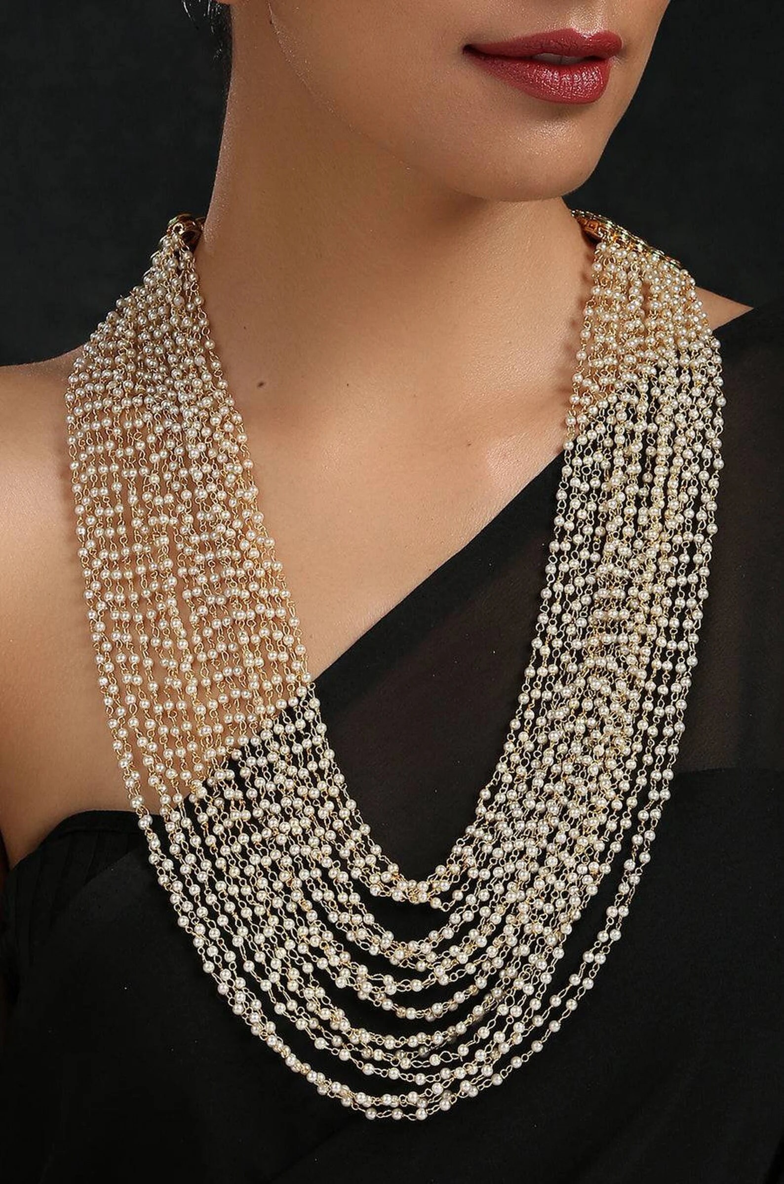 Pearl outlet heavy necklace