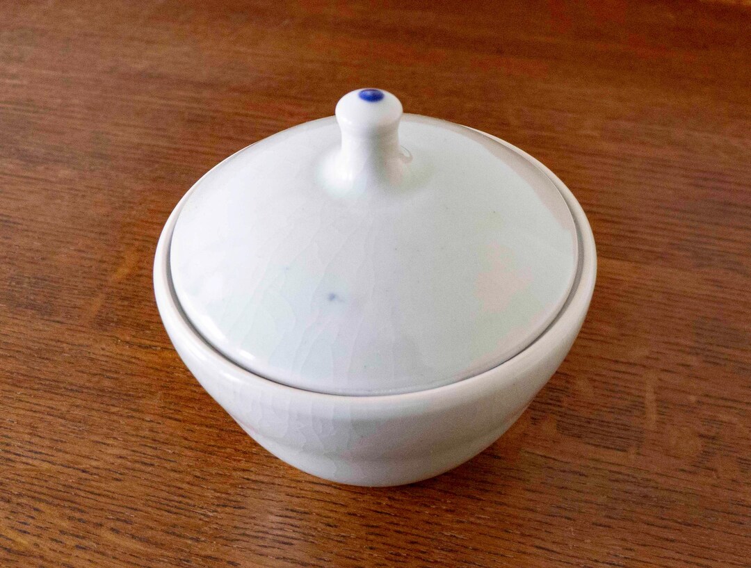青磁の蓋付き壺/容器 - Etsy 日本