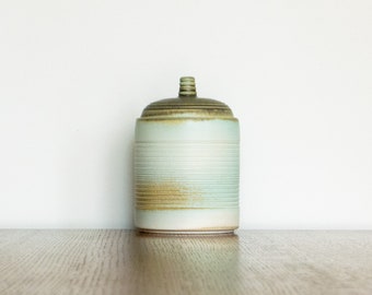 Medium-Large Sized Covered jar/container with lid