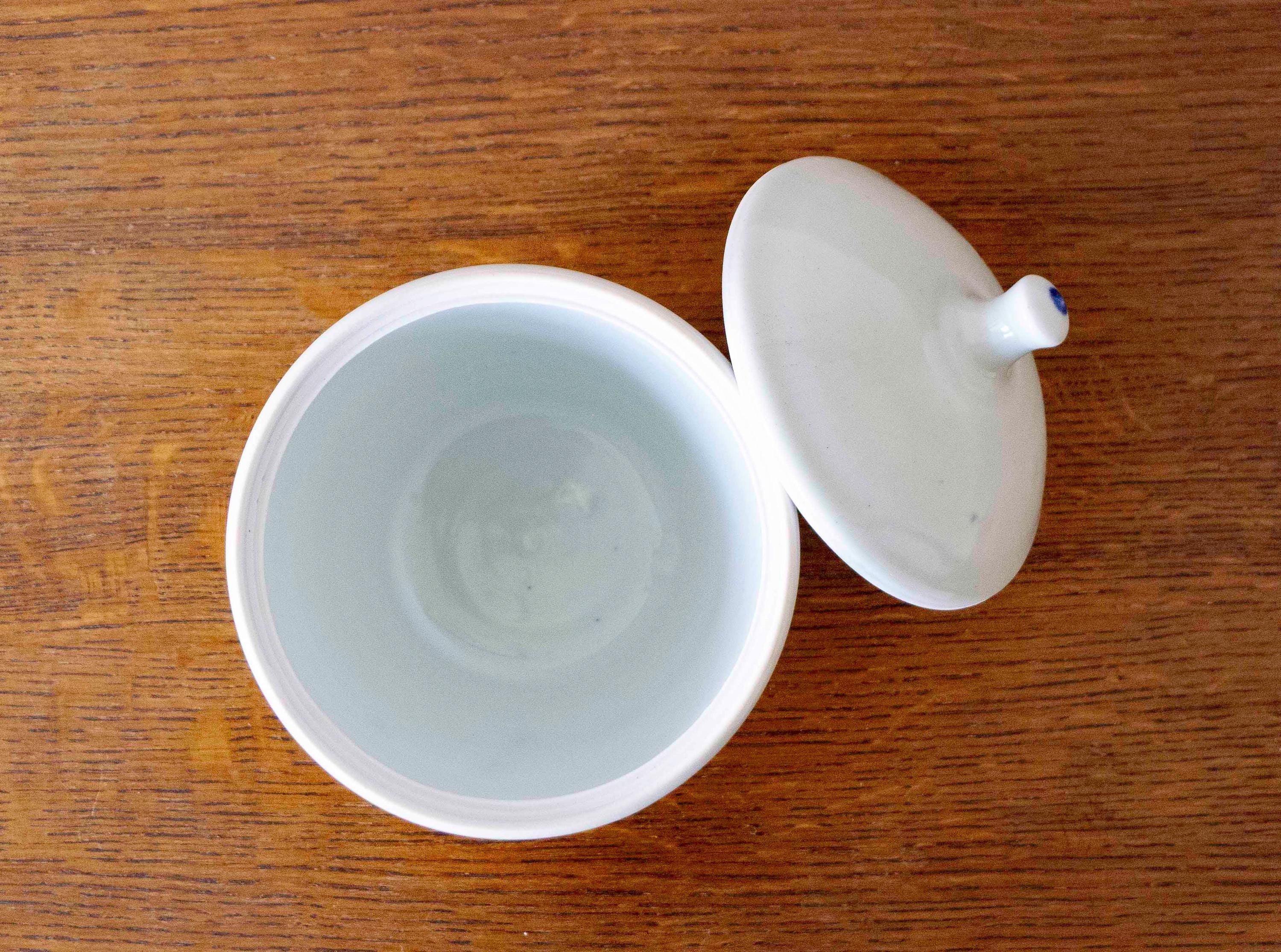 青磁の蓋付き壺/容器 - Etsy 日本