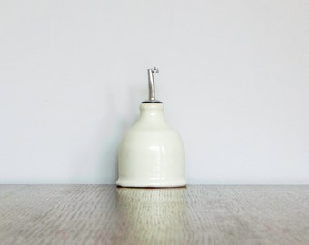 Small bottle, Oil Pourer in glossy pale yellow