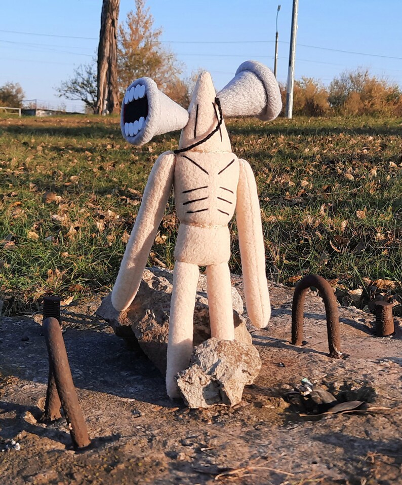 Toy Siren Head Gift to Gamer Etsy