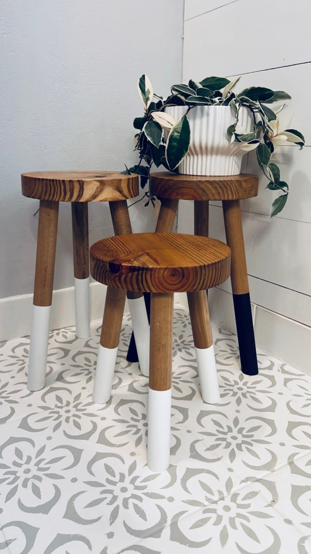 Handmade Wood Plant Stand: Rustic Farmhouse Decor, 9" Round Top - Etsy