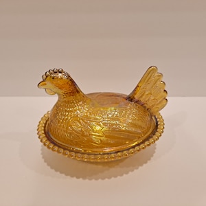 Hen on Nest Iridescent Golden Amber, Indiana Glass Company