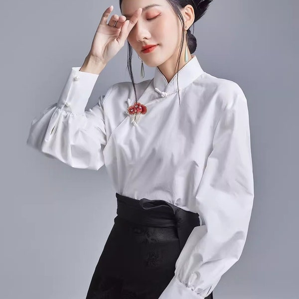 Handmade Traditional Chinese Blouses | Loose White Cheongsam Tops for All | Tea Ceremony | Gifts for Her（No brooch）