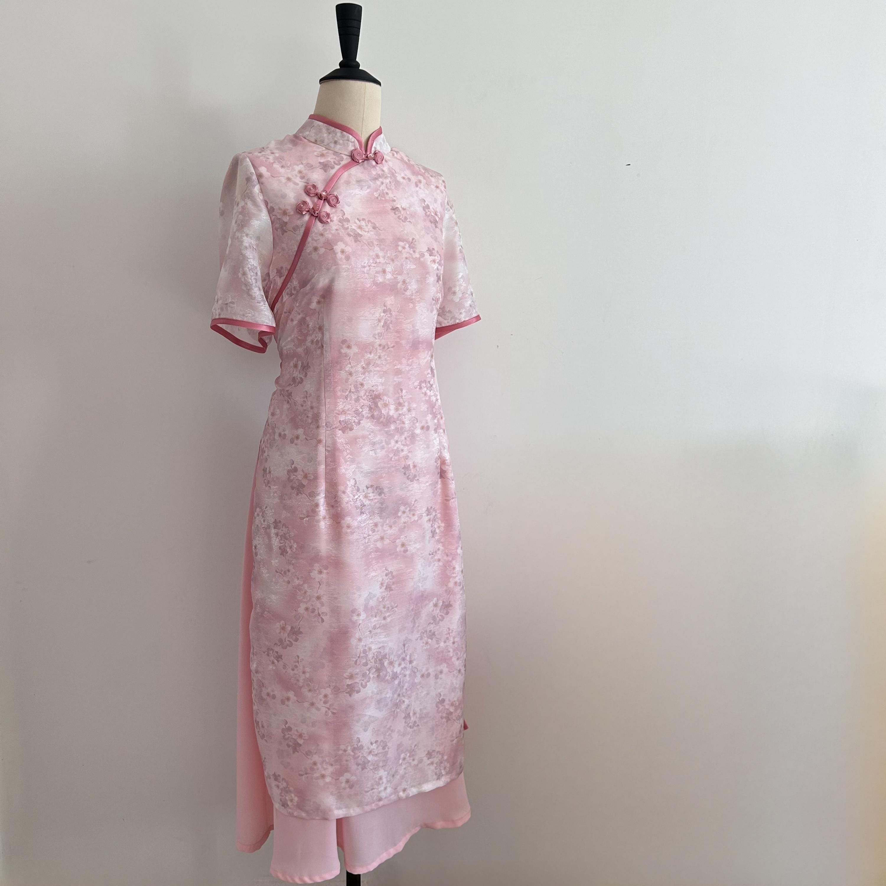 women's light pink chinese dress wedding dress, pink Qipao prom dress, wedding cheongsam ZYHT 80209 Cheongsam Qipao Chinese Dress Modern Pink Lace Slit Dress Short Sleeve Elegant Floral Women Dress New Luxurious Pink Satin Phoenix