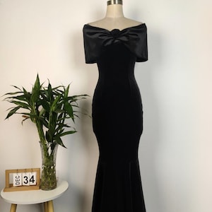 Handmade custom-made 1920s vintage dress. Elegant ball gown. Black evening gown. gift for her