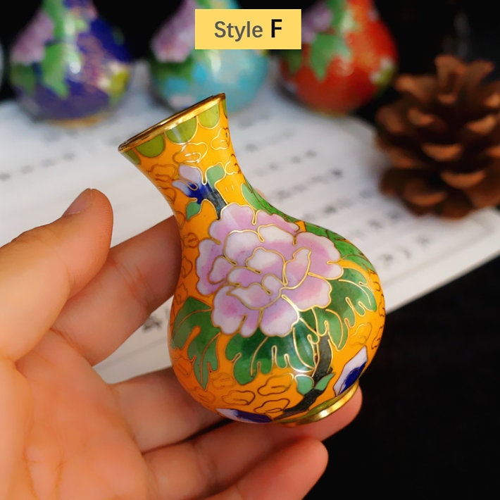 Miniature Ceramic Flower Vase Decor. Traditional Chinese Flower Vase