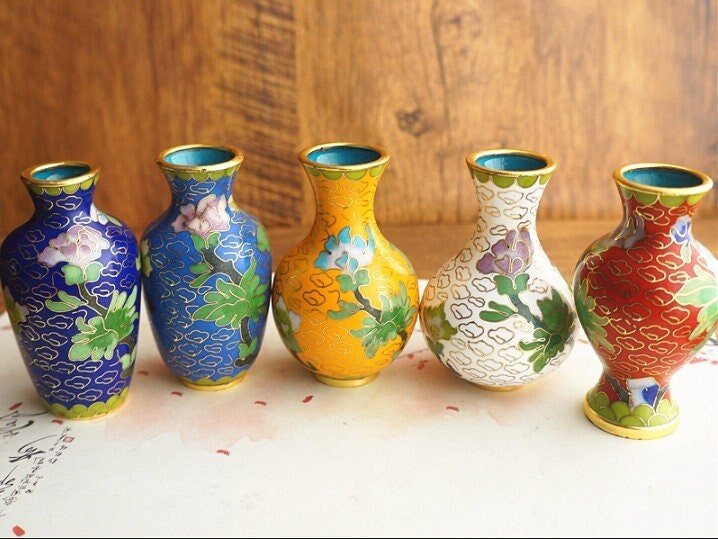 Miniature Ceramic Flower Vase Decor. Traditional Chinese Flower Vase