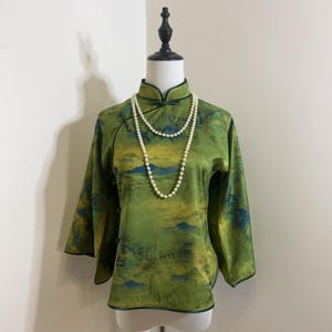 Customized 1920s Chinese Cheongsam Top | Women&#39;s Tang suit | Green Modern Qipao Blouse | Bridesmaid Dresses | Tea Ceremony | Gift for Her