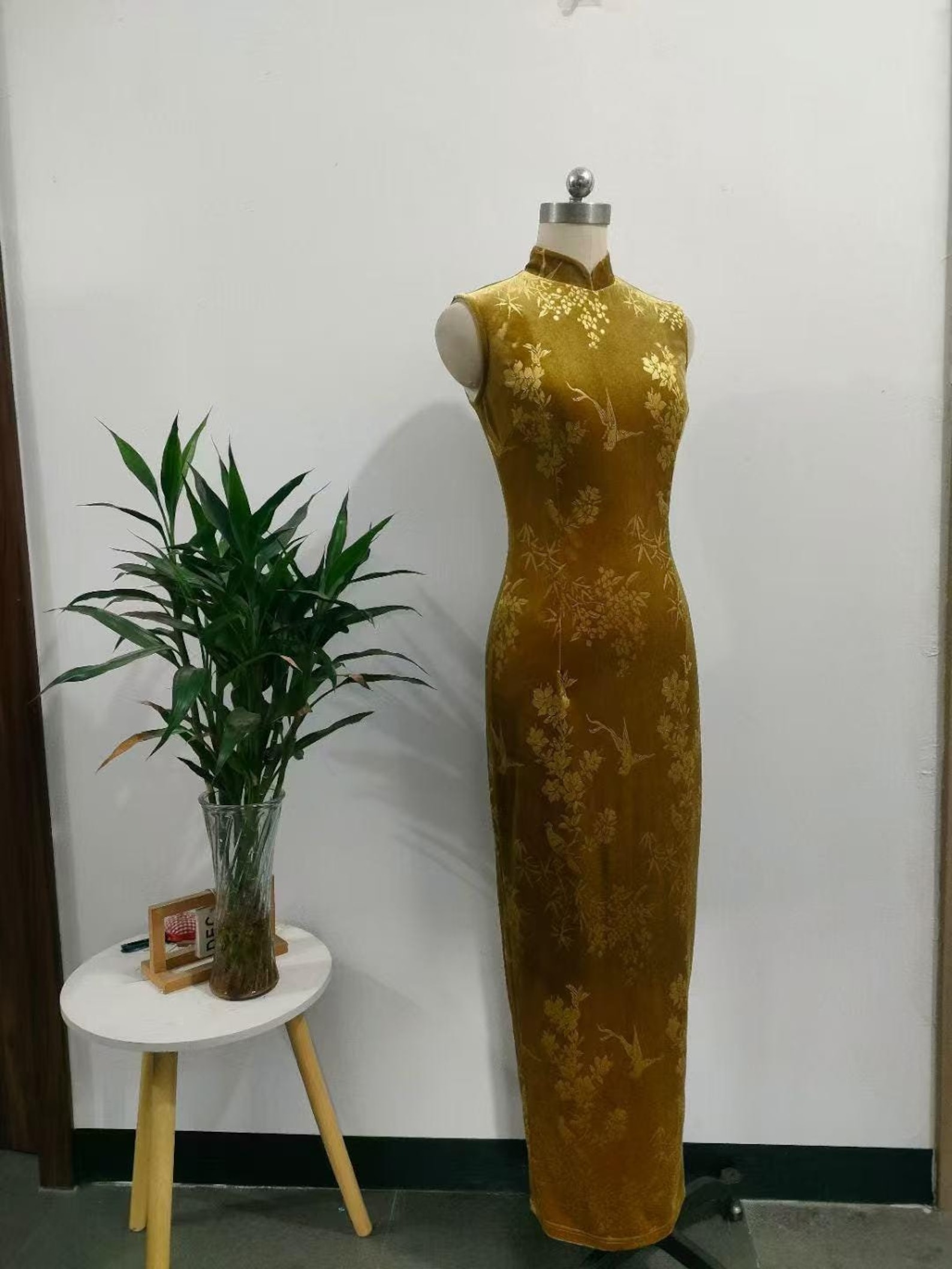 Handmade Golden Cheongsam: Custom Embroidered Chinese Qipao Gown