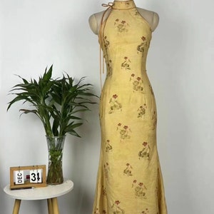 Abito Cheongsam floreale fatto a mano: Qipao personalizzato per la cerimonia del tè