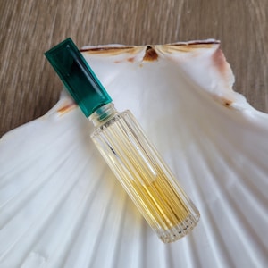 Vintage Art Deco Perfume Bottle: Clear Glass with Green Stopper