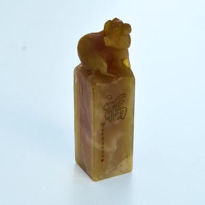 Selo de pedra shoushan esculpido em porco chinês, escultura vintage, estampagem em branco de animal zoodíaco da China, presente exclusivo, selo colecionável
