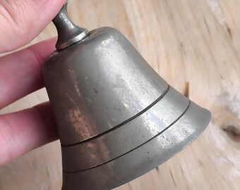 ハンドベル シルバー 金属製 クリスタルアクセント付きヴィンテージシルバーメッキハンドベル