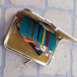 Vintage 70s Travel Sewing Kit Purse: Portable Emergency Set