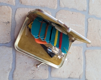 Vintage 70s Travel Sewing Kit Purse: Portable Emergency Set