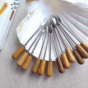 Set of 12 Wooden Cocktail Picks, Vintage Spanish Twelve Party Forks Old New Stock, Escargot Picks, Olive Tapas Forks, Collectible Barware