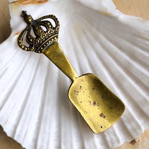 1930s Small Brass Crown Spoon, Antique Mini Scoop, Royal Collectible Spoon, Vintage Table Decor, Afternoon Tea Coffee Accessory