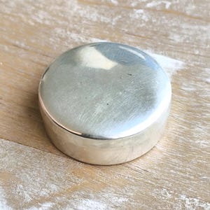 Sterling Silver Pill Box, 1980s Minimalist Round 925 Silver Case, Vintage Hallmarked Small Container, Smooth Travel Pill Holder