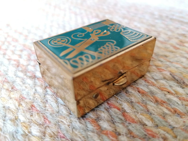 Containing a small golden Thimble and sewing threads small metal box Sewing Case Small sewing kit box travel kit sewing vintage sewing