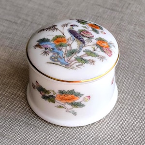 Wedgwood Kutani Crane Pill Box, Vintage English Bone China Mini Container, Small Flowers & Bird Jewelry Holder, Collectible Box