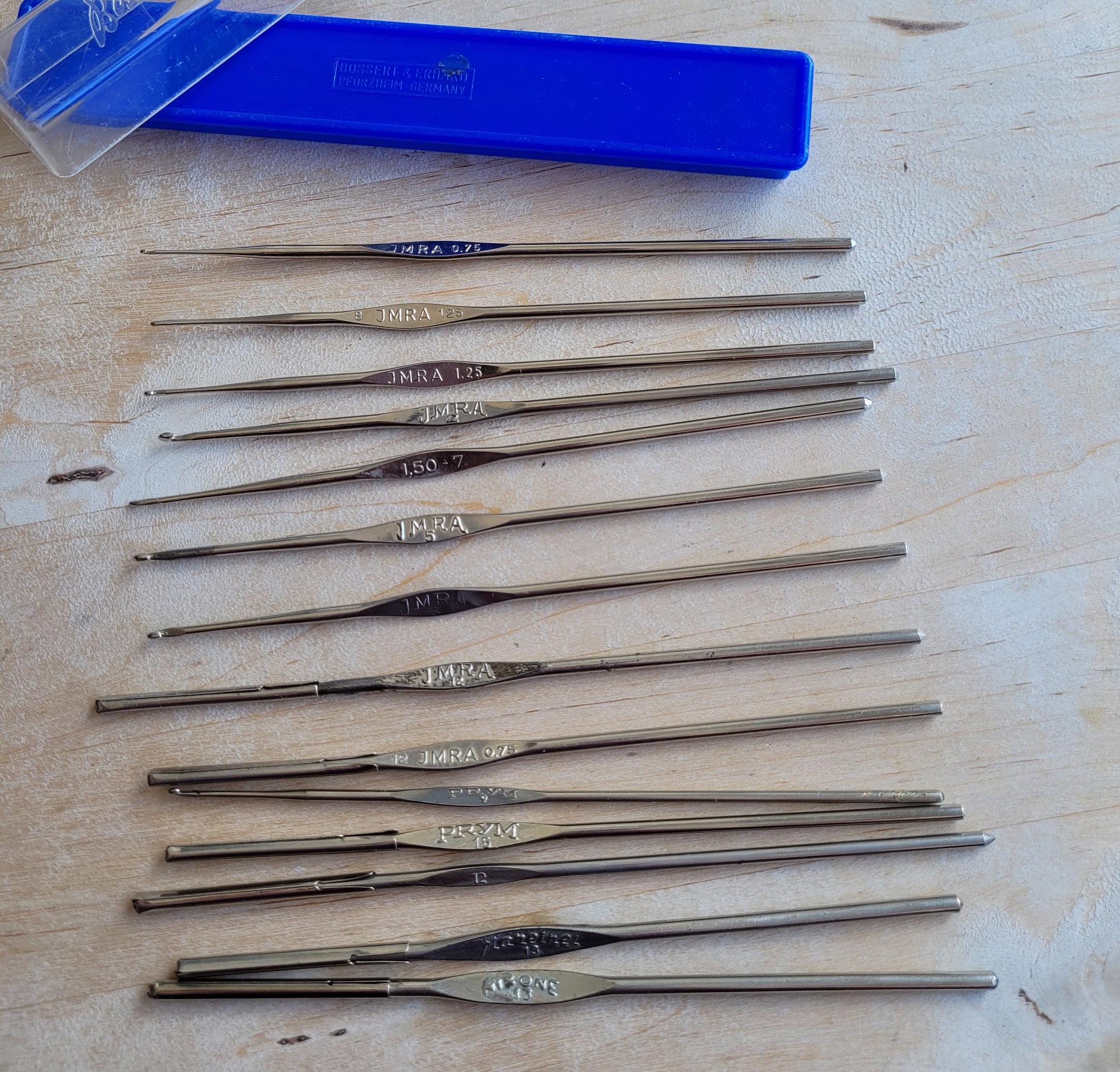 16 PCS Steel Crochet Hooks Set - Different Sizes For Fine Lace, Beading & Crafts