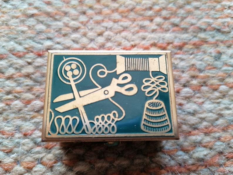 Containing a small golden Thimble and sewing threads small metal box Sewing Case Small sewing kit box travel kit sewing vintage sewing