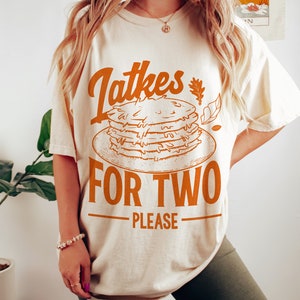 Latkes for two Jewish Mother Shirt Imma Shirt Pregnancy Announcement Jewish Shirt New Parents Shirts Hebrew Shirt Pregnancy Reveal Est 2024