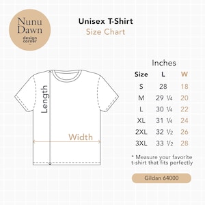 Op de afbeelding: Unisex T-shirt maattabel in inches. De tabel toont de lengte- en breedtemaat voor maten S tot en met 3XL. Gildan 64000.