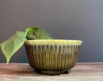 Vintage Green Round Ceramic Planter by Hull Pottery