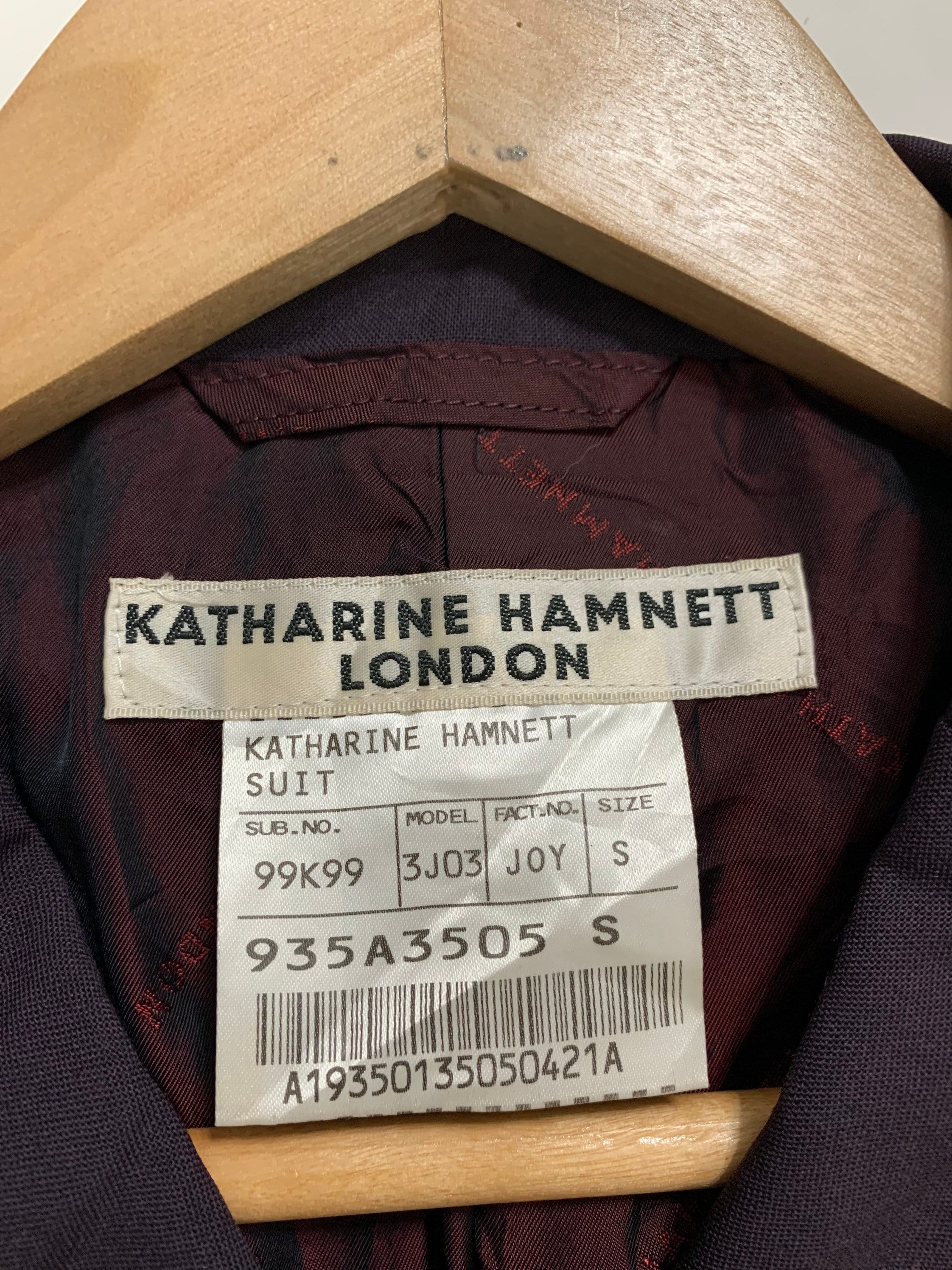 KATHARINE HAMNETT LONDON 希少　ジャケット　ゴールド KATHARINE HAMNETT LONDON 希少 ジャケット ゴールド - メルカリ